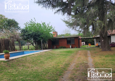 Casa alquiler temporario 2 habitaciones con piscina - Roldan