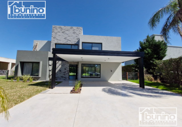 Casa en Cadaques de 4 dormitorios - Funes Hills