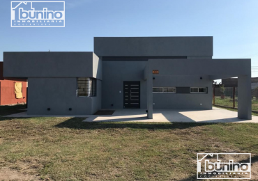 Casa en venta en Ibarlucea, 2 dorm. - APTA CREDITO, A ESTRENAR 