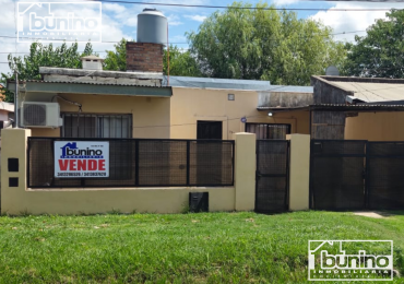 Casa 2 dormitorios en venta - Granadero Baigorria